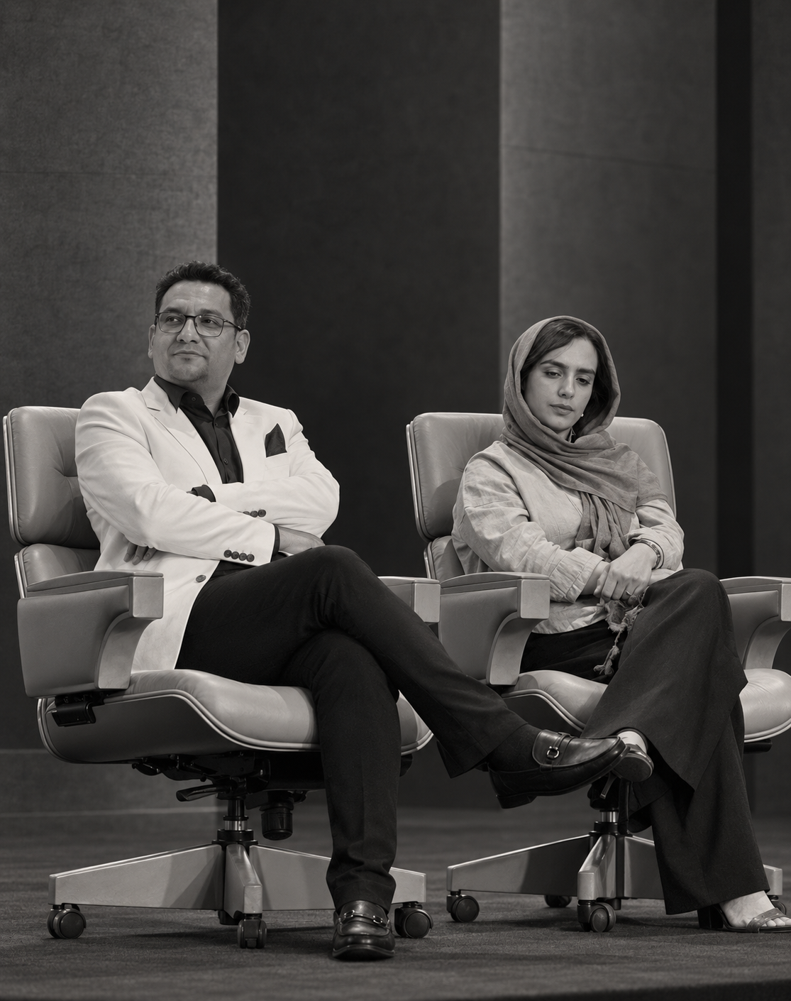 دکتر حسن طاهری و دکتر شکوفه ظاهری، معماران و بنیان‌گذاران آژیانه